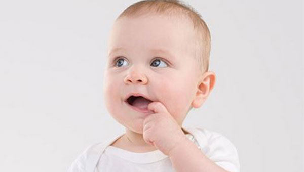 九个月宝宝发育指标 宝宝各项发育正常指标介绍